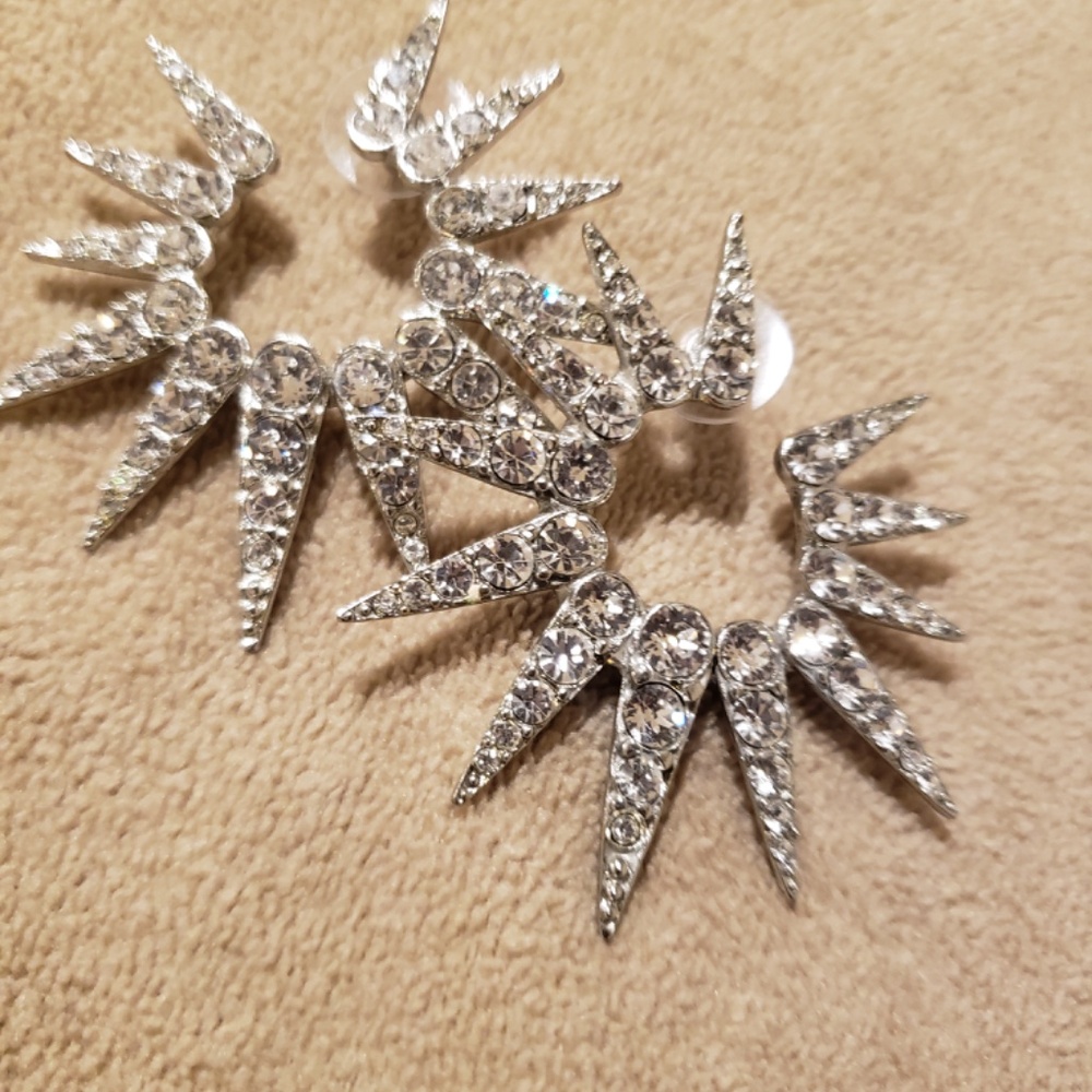 COPY - Oscar De La Renta sea urchin earrings in silver like new